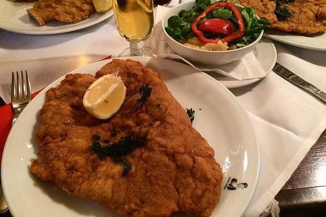 full-day-private-vienna-christmas-market-tour-from-budapest-with-lunch