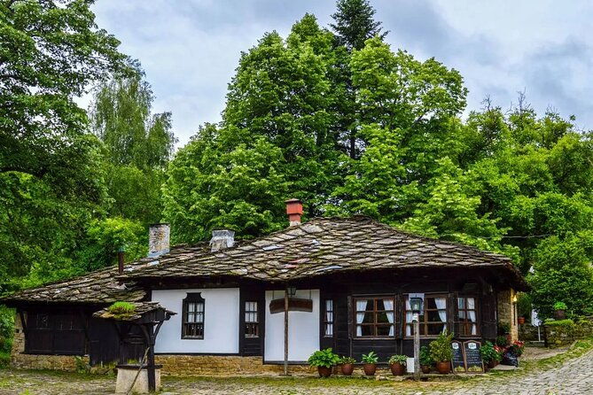 full-day-tour-to-veliko-tarnovo-reserve-of-bozhentsi-and-etar-from-sofia