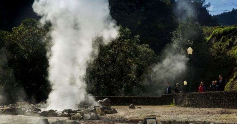furnas-thermal-springs-tea-plantation-day-tour-with-lunch