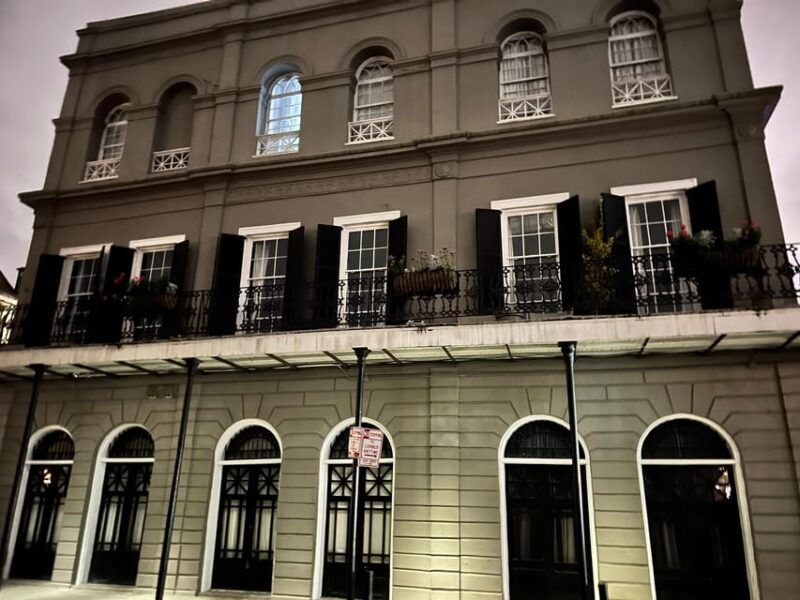 ghosts-of-the-french-quarter-walking-tour