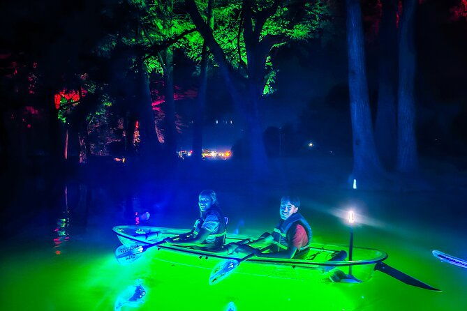 glowing-kayak-tour-kerrville