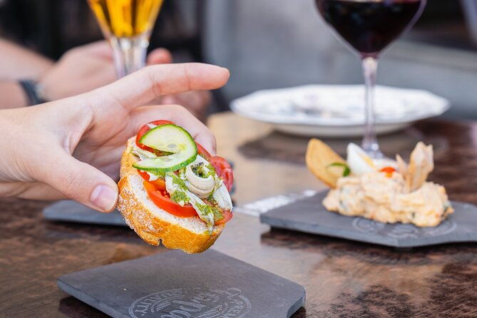 gourmet-tapas-and-wine-tour-in-the-old-town-of-las-palmas