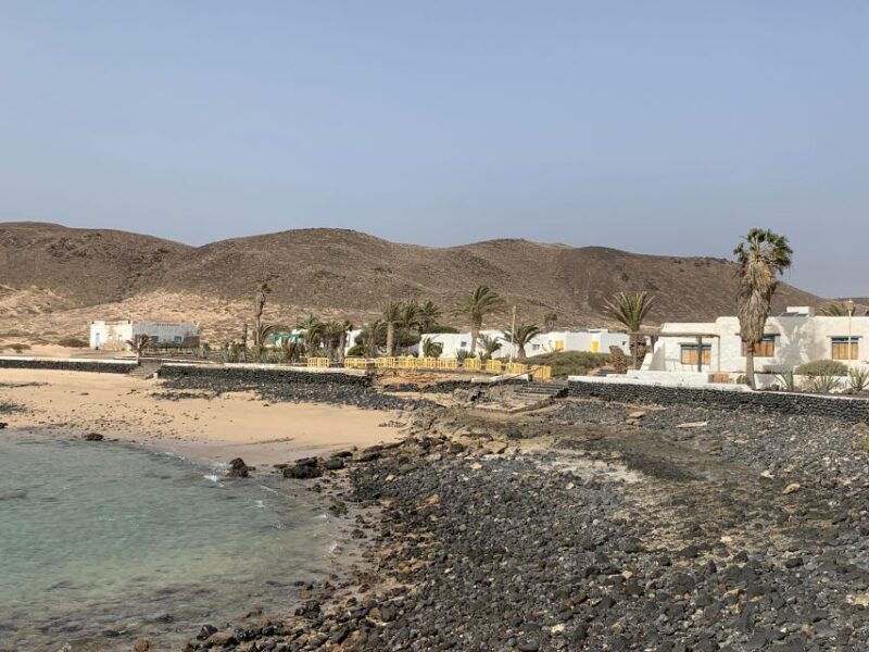 graciosa-island-jeep-safari-playa-de-las-conchas