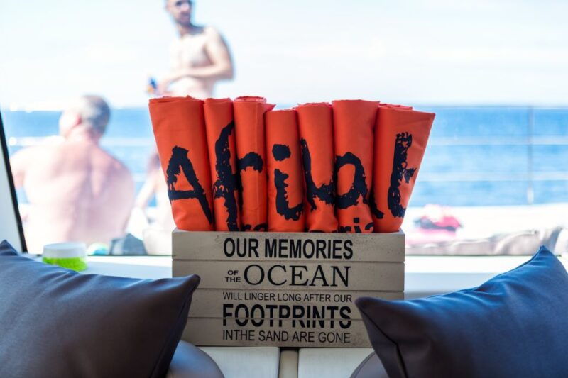 gran-canaria-fun-catamaran-cruise-with-food-and-drinks