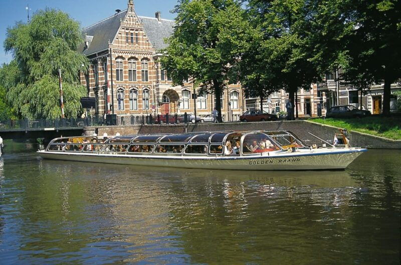 groningen-city-canal-cruise