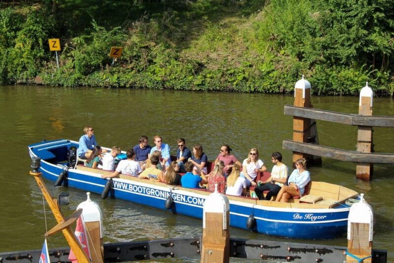 groningen-private-city-cruise-with-open-bar