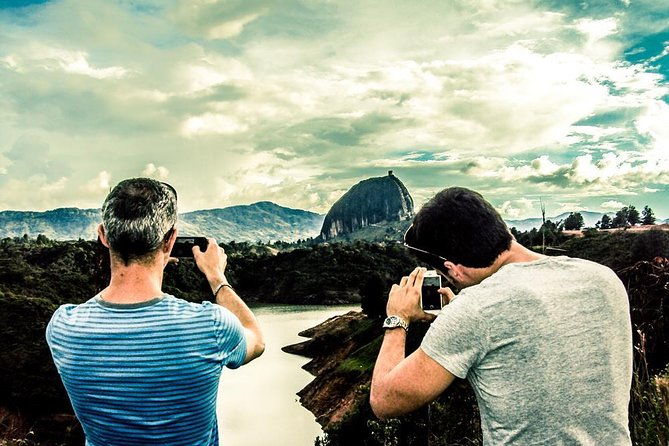 guatape-town-coffee-farm-and-the-rock