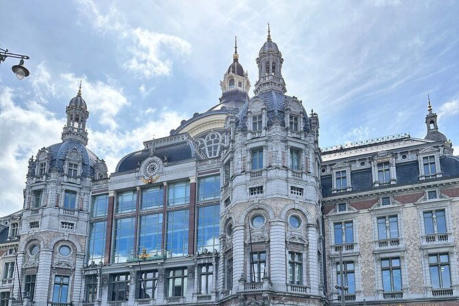 guided-e-kickscooter-tour-the-big-five-of-antwerp