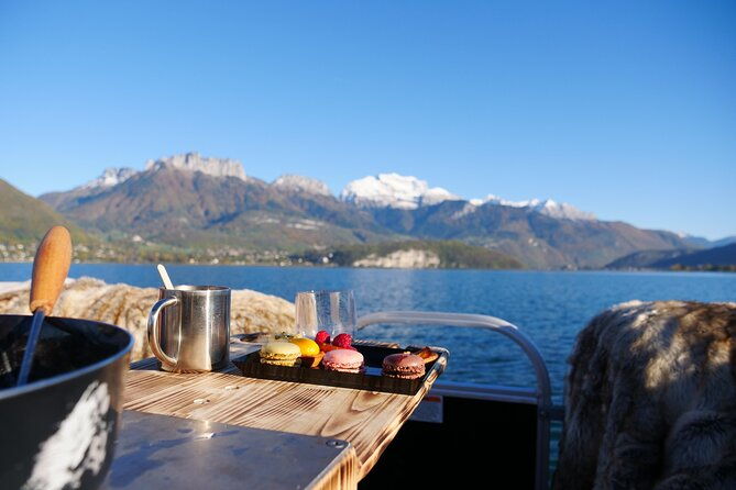 guided-tour-of-annecy-fondue-cruise-on-the-lake-from-lyon