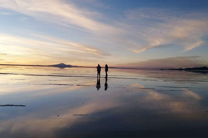 half-day-trip-to-uyuni-salt-flats-sunset-included