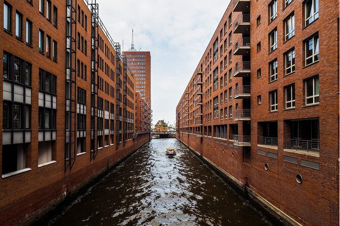 hamburg-scavenger-hunt-and-highlights-self-guided-tour