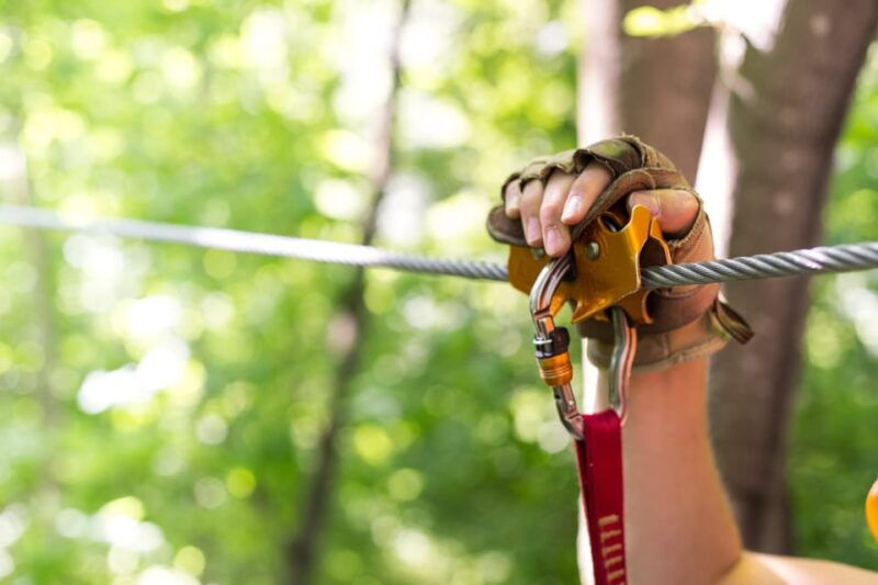 henderson-minnesota-14-line-zipline-canopy-tour