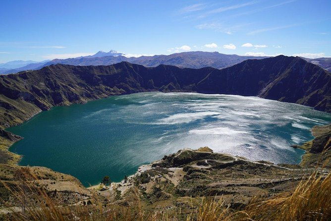 hiking-day-trip-to-quilotoa-lagoon-from-quito