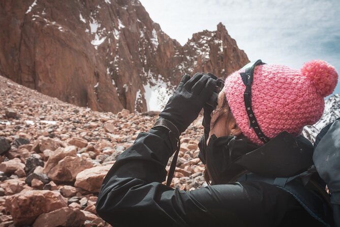 hiking-in-cajon-de-los-arenales-from-mendoza-or-uco-valley