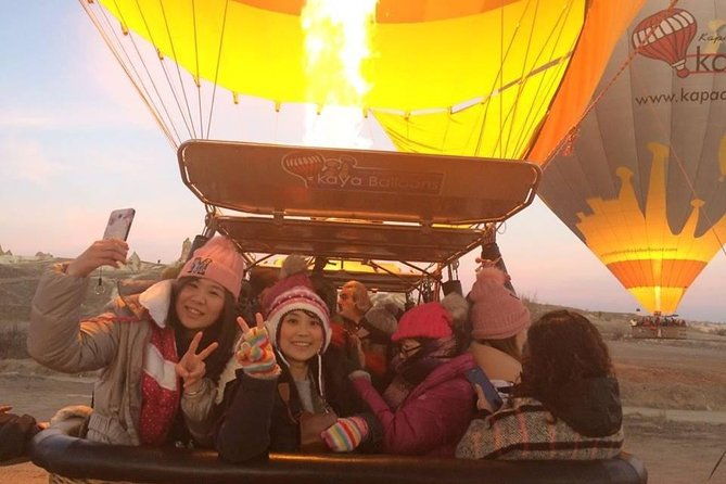 hot-air-balloon-cappadocia-tour-goreme-valley