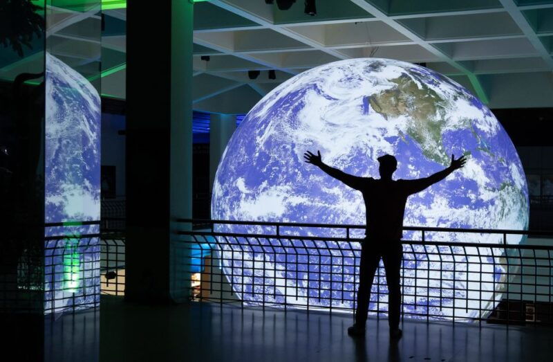 houston-museum-of-natural-sciences-planetarium-ticket