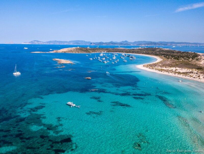 ibiza-crystal-waters-formentera-open-bar-and-buffet-lunch