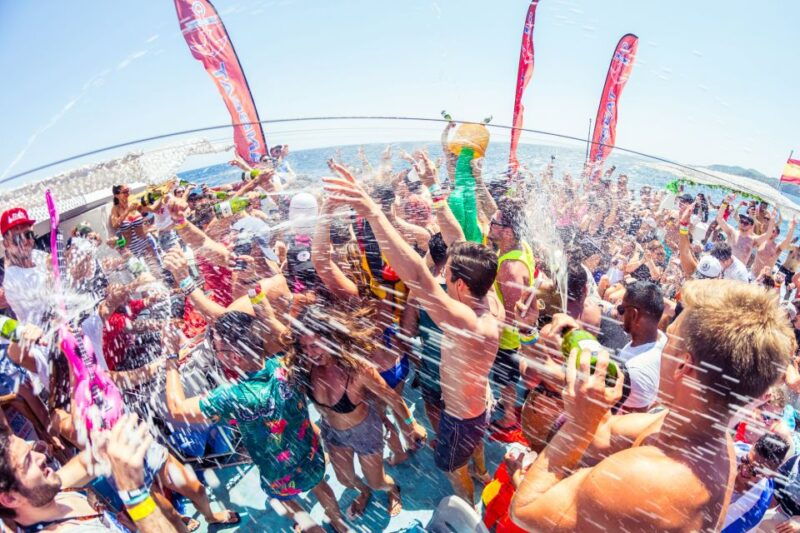 ibiza-ocean-club-boat-party-with-premium-drinks-food-dj