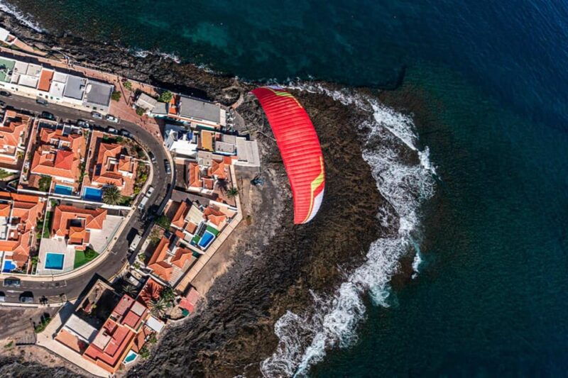 ifonche-paragliding-mid-mountain-flight-1000m