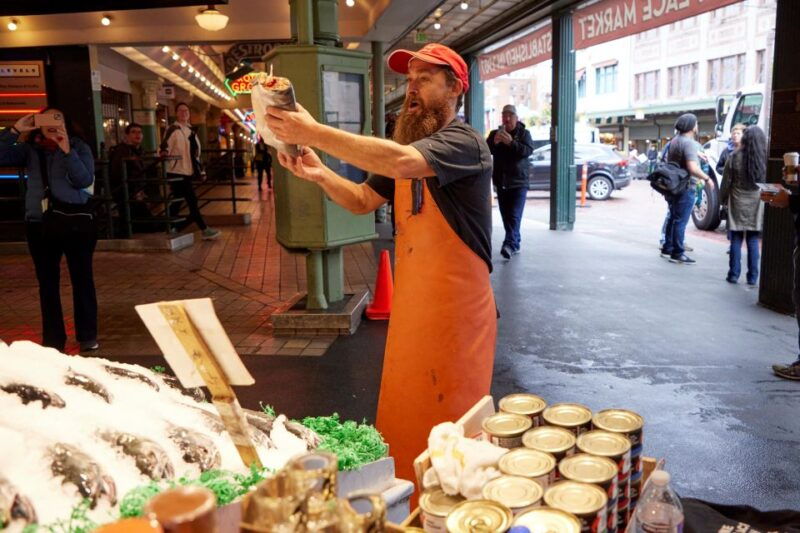insiders-breakfast-and-culture-tour-of-pike-place-market-2