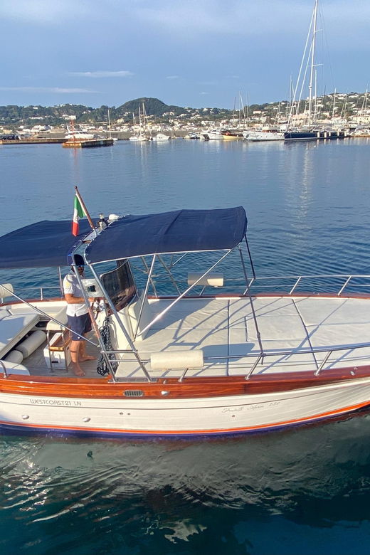 island-of-ischia-private-full-day-boat-tour-on-aprea-75m-o