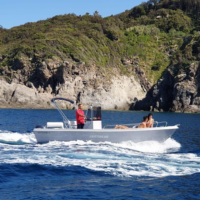 island-of-ischia-private-full-day-boat-tour-on-conero-6-6m
