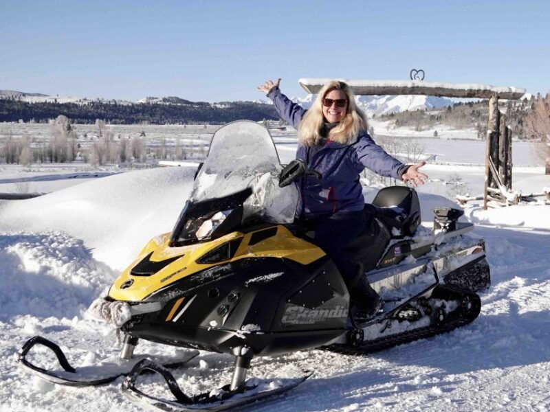 jackson-hole-bridger-teton-guided-snowmobile-tour