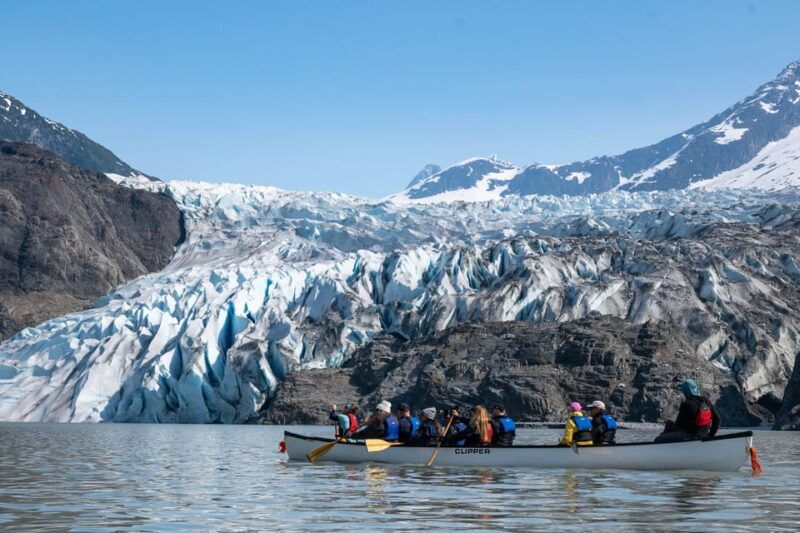juneau-mendenhall-glacier-canoe-paddle-and-hike