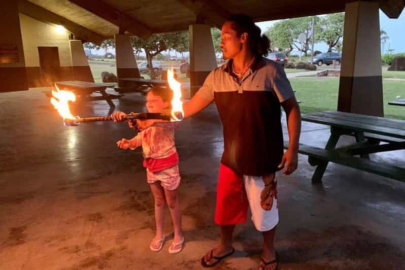 kauai-samoan-fireknife-experience