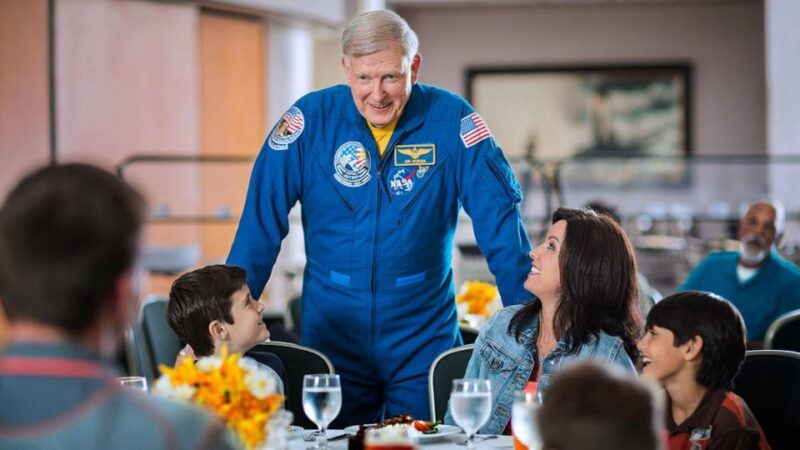 kennedy-space-center-chat-with-an-astronaut-experience
