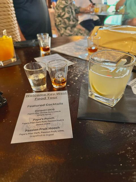 key-west-hemingway-tour-with-3-food-tastings-3-cocktails