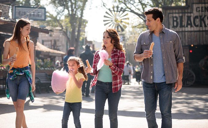 knotts-berry-farm-tickets-with-hotel-transfers-from-anaheim