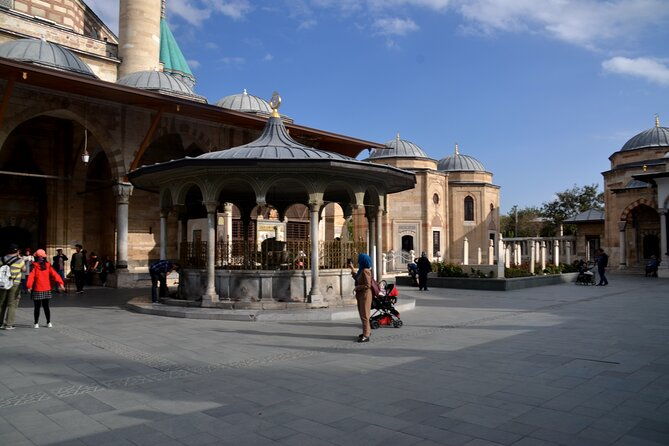 konya-with-mevlana-museum-from-side