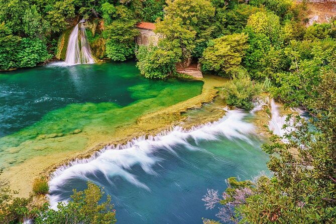 krka-waterfalls-lake-cruise-skradin