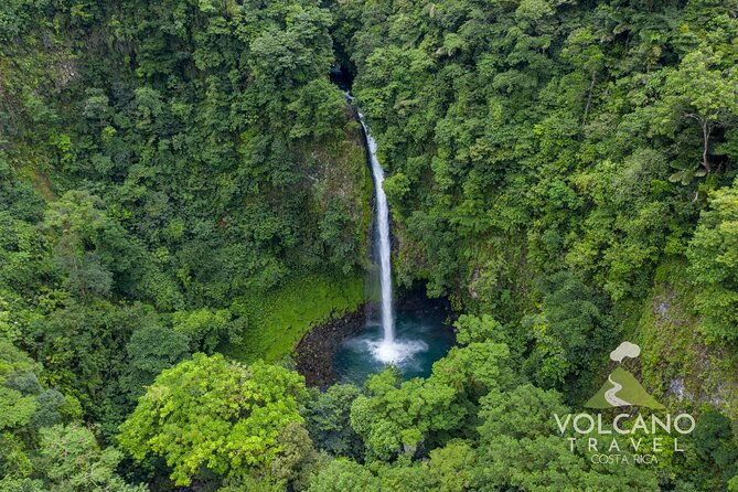 la-fortuna-full-day-arenal-volcano-waterfall-and-hanging-bridges