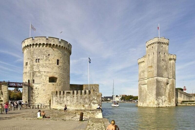 la-rochelle-private-custom-walking-tour-with-a-local-guide