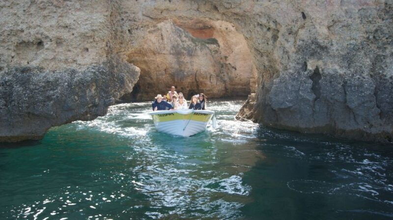 lagos-private-boat-cruise-to-ponta-da-piedade