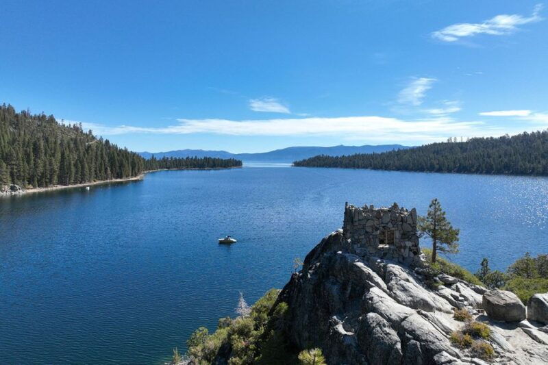 lake-tahoe-2-hour-private-sunset-boat-charter