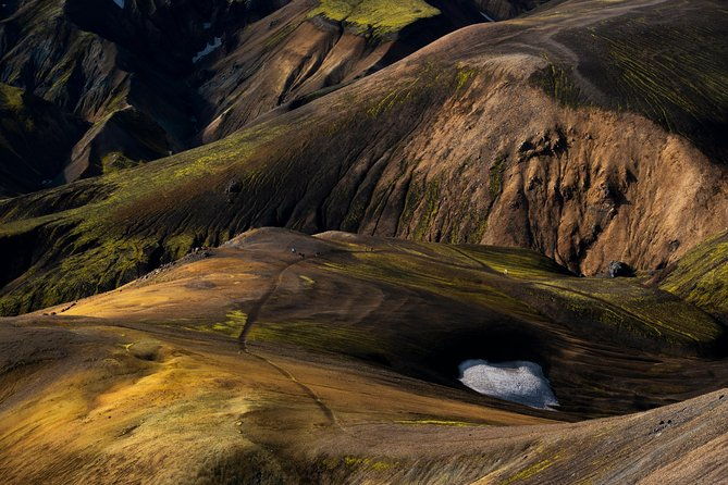 landmannalaugar-day-tour-by-super-jeep