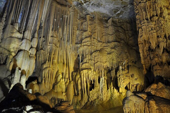 laodicea-kaklik-cave-salda-lake-with-pick-up-from-all-hotels-in-pamukkale