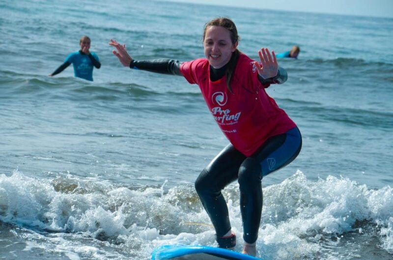 las-palmas-learn-to-surf-with-a-special-price-for-two-group