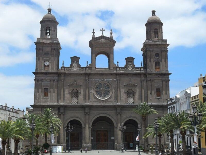 las-palmas-tapas-and-drinks-in-the-beauty-of-the-old-city