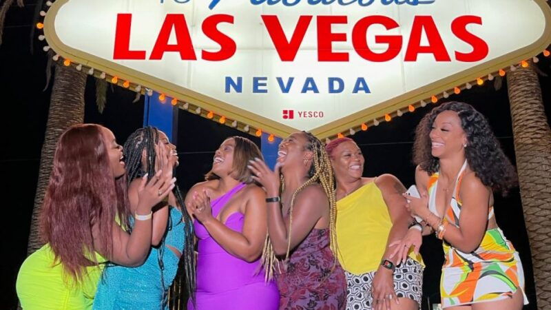 las-vegas-private-party-bus-tour-of-vegas-strip-w-champagne