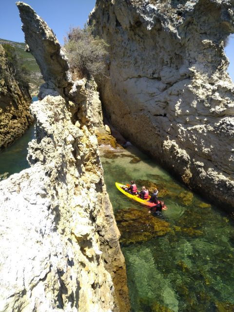 lisbon-arrabida-kayak-and-coasteering-adventure-tour