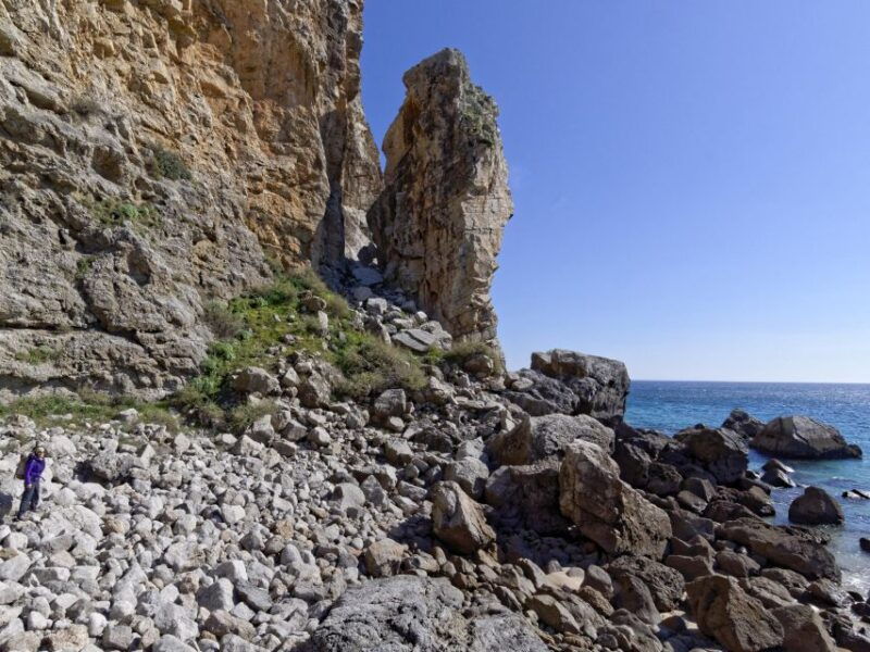 lisbon-or-sesimbra-guided-rock-climbing-tour-in-arrabida