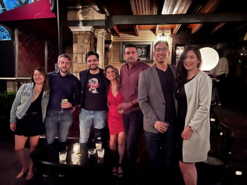 los-angeles-speakeasy-bar-hopping-tour-with-drink