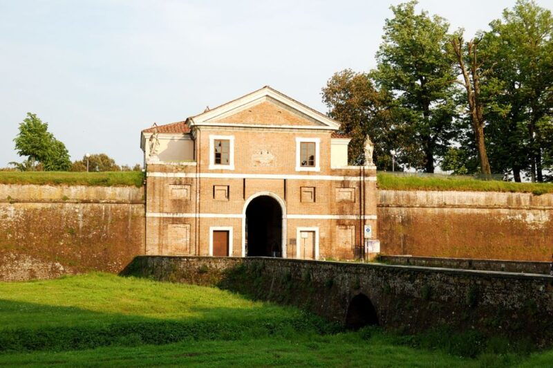 lucca-trekking-bike-rental
