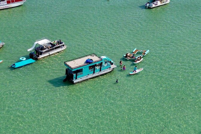 luxury-crab-island-pontoon-charter-with-restroom-up-to-18