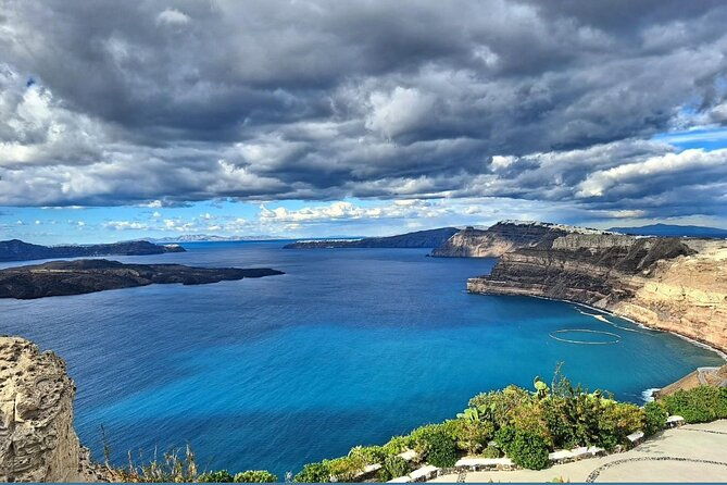 luxury-full-day-private-sightseeing-tour-in-santorini