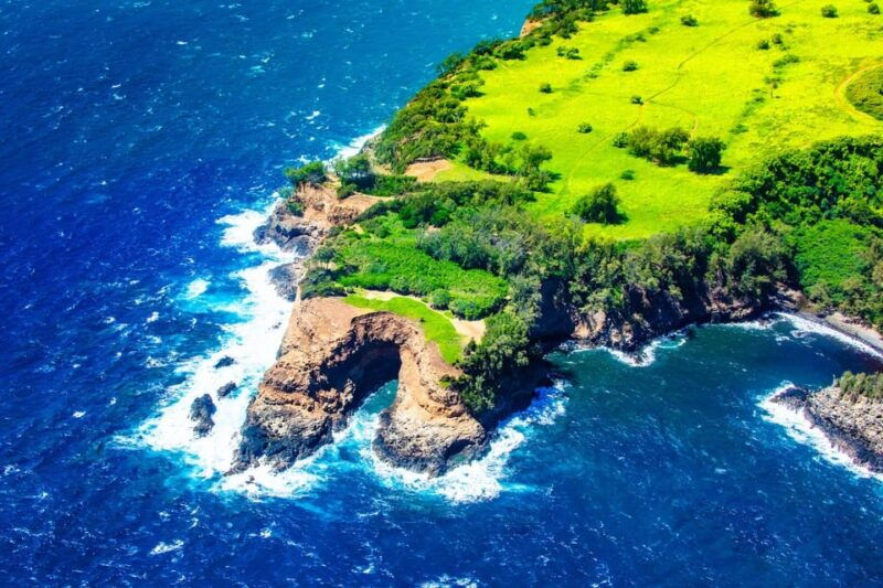 luxury-picnic-volcanoes-waterfalls-private-helicopter